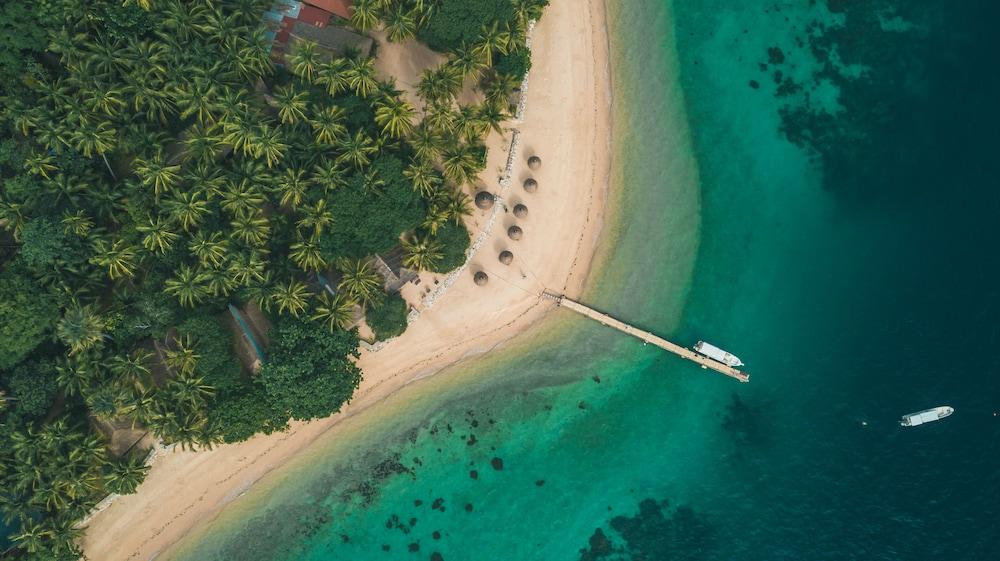 Flower Island Resort タイタイ エクステリア 写真